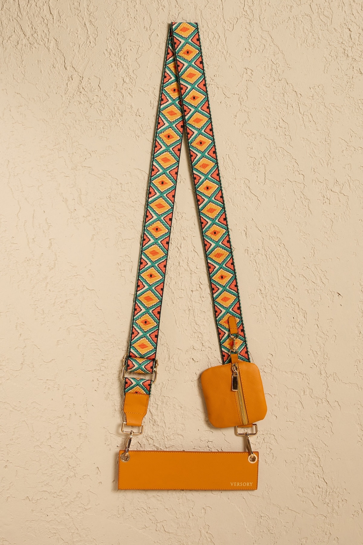 bookmark-turuncu-canta-tasarim Bookmark Turuncu Desenli Krem Deri Kitap Ayracı Çantası ve Cüzdan Seti - Görsel 1