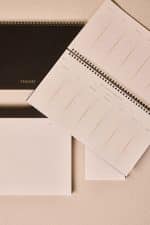 Premium Kahverengi Keten Kaplama Grande & Petite Notepad + Haftalık Planlayıcı 3’lü Set - Görsel 4